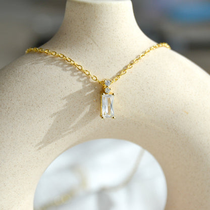 Clear Stone | Gold Necklace